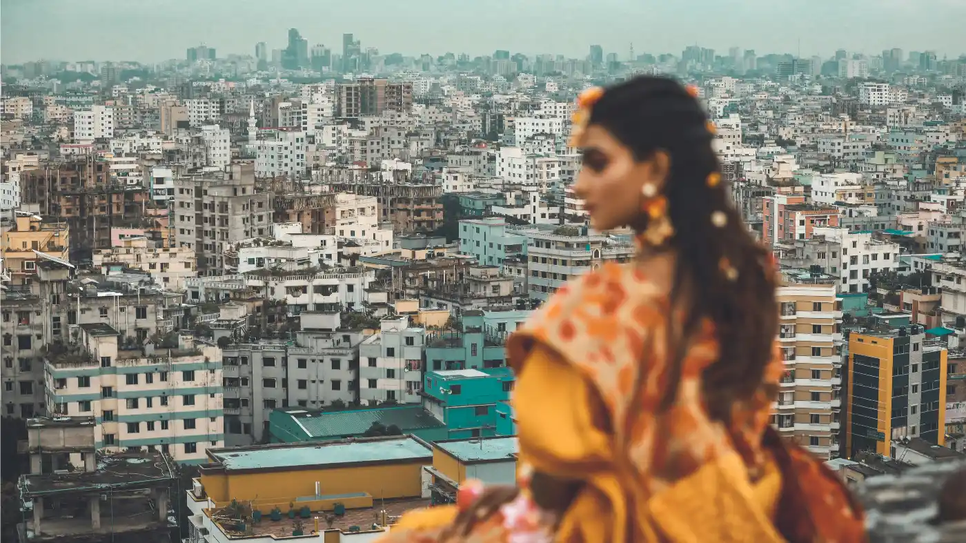 Tracway Old Dhaka - A Journey Through Time & Taste page background