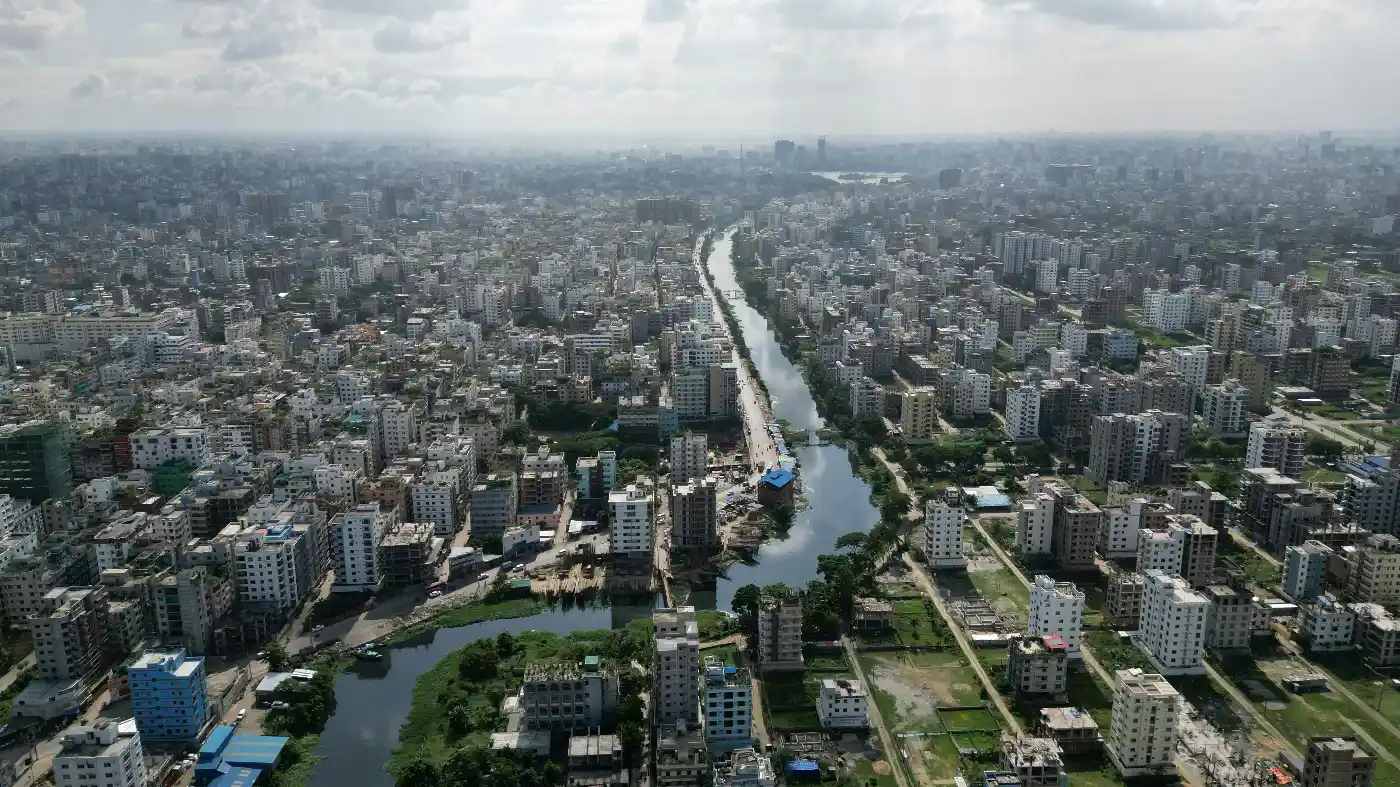 City Lights: Dhaka Edition image 5