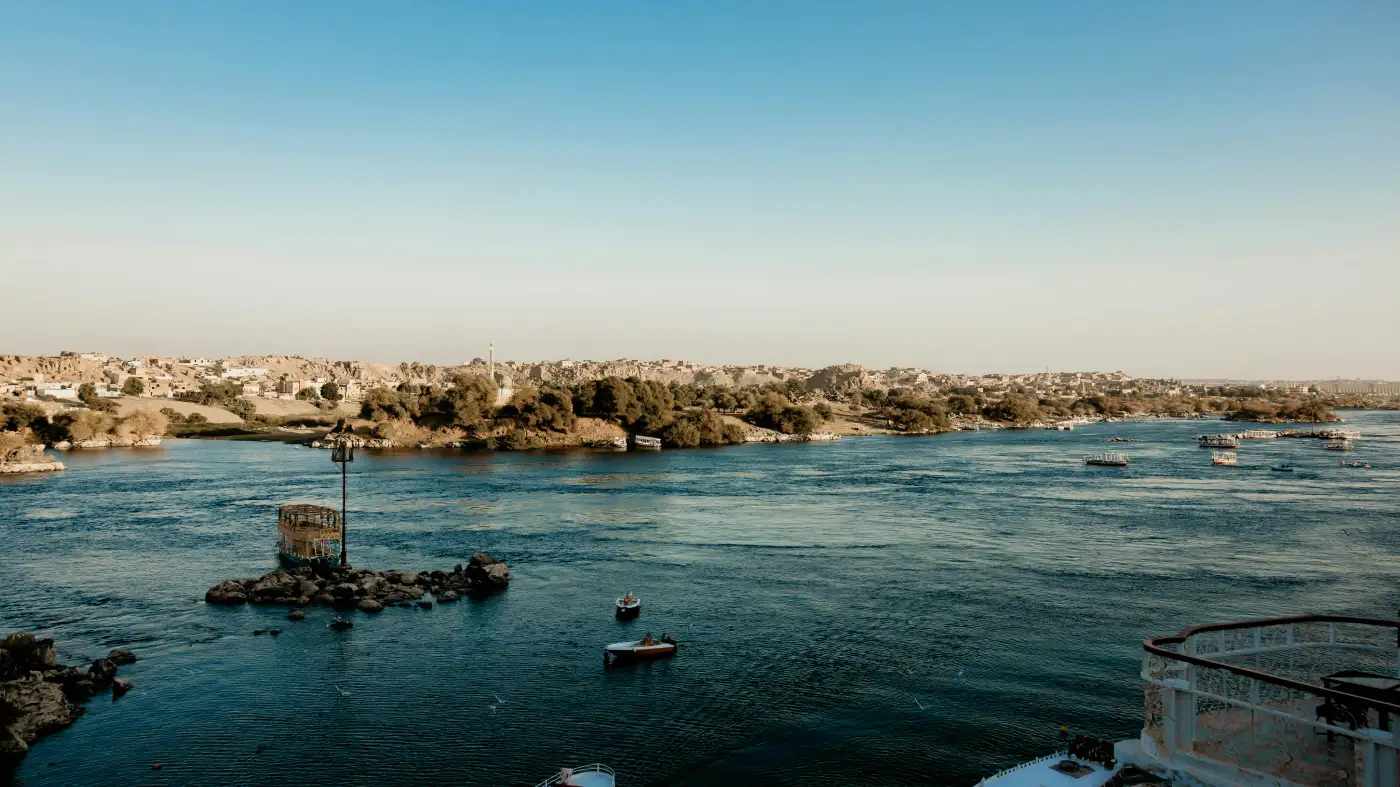 Umrah & Egypt - A Journey of Faith and Timeless Beauty image 7