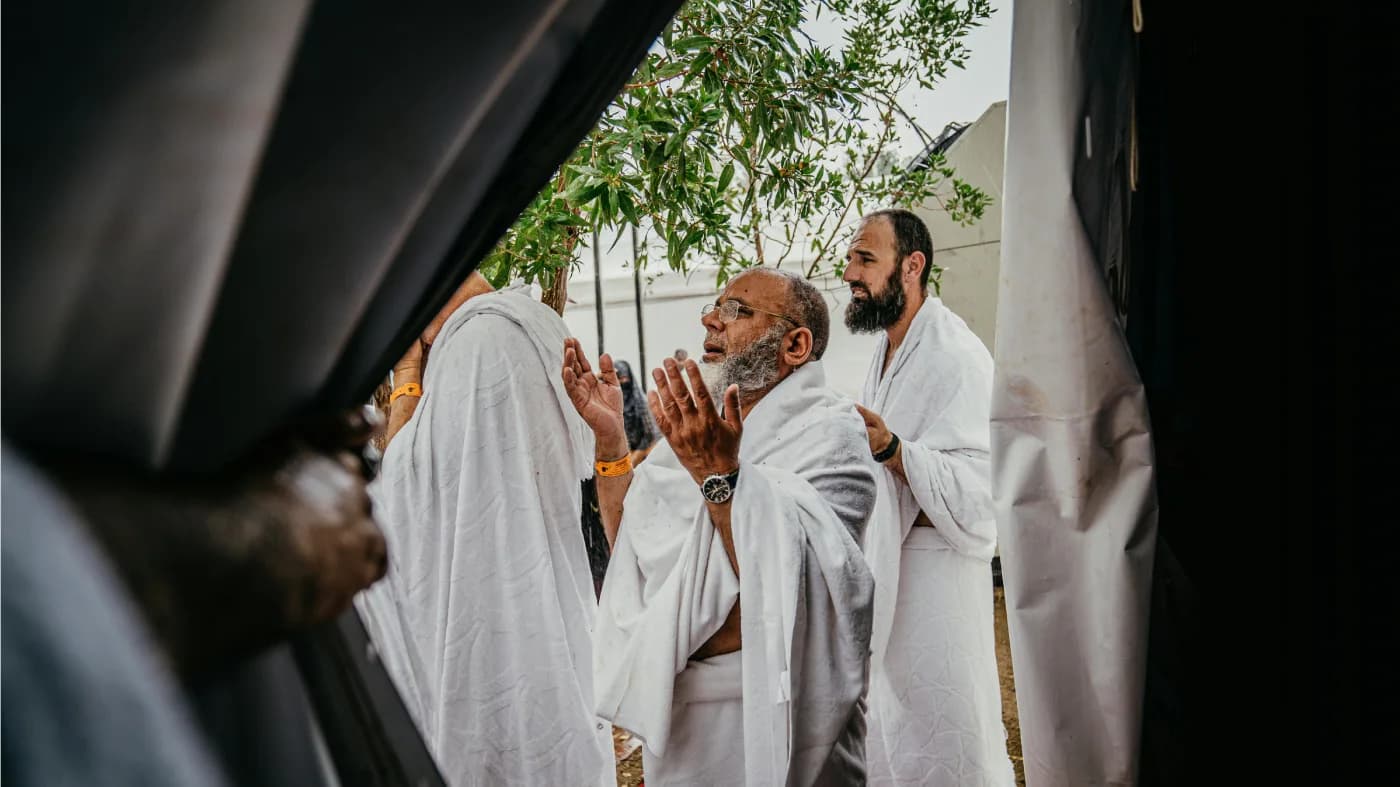 Umrah & Egypt - A Journey of Faith and Timeless Beauty image 4